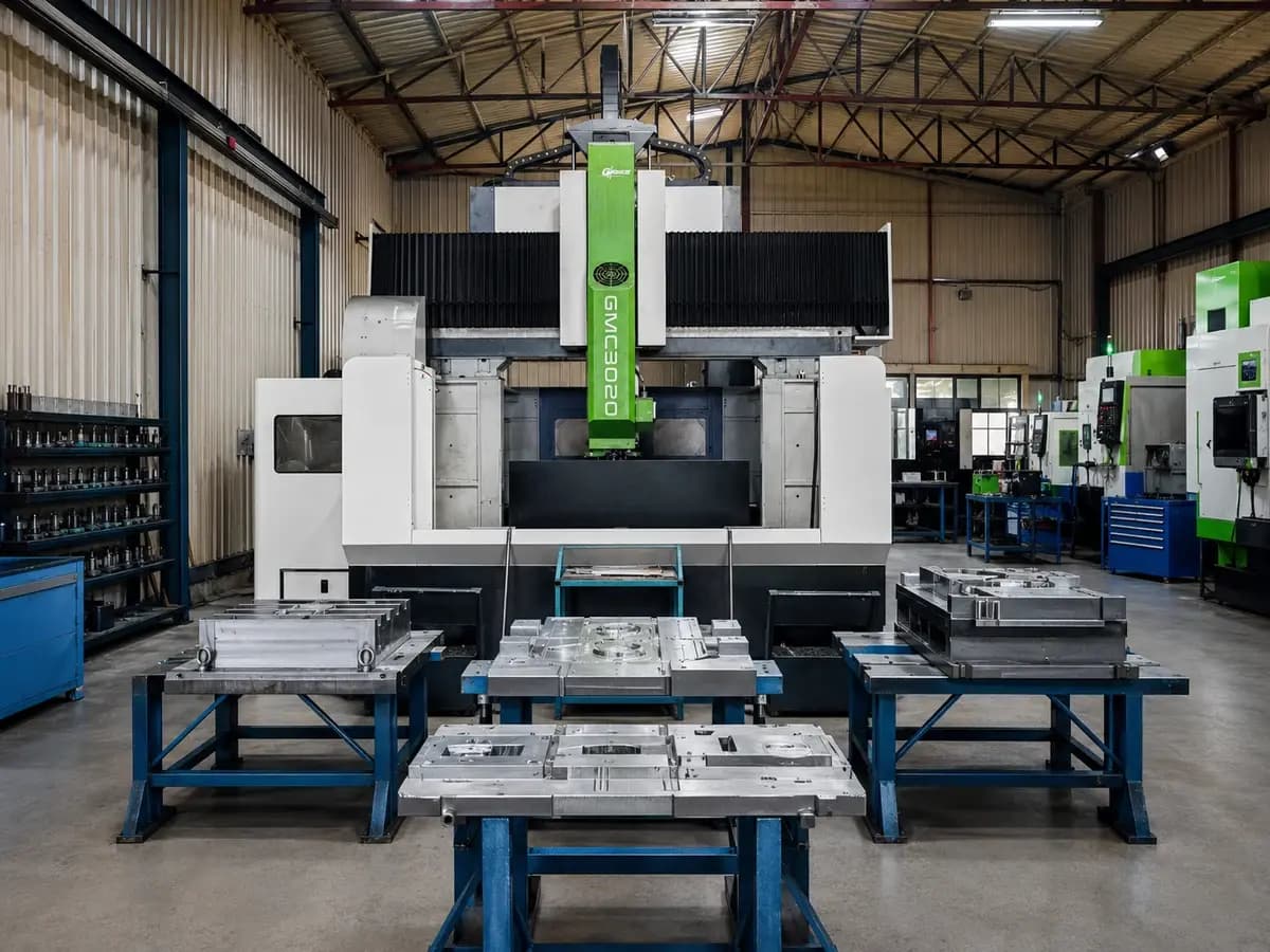 GForce GMC3020 Köprülü CNC İşleme Merkezi